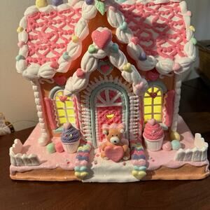 Love and Cupcakes Large Valentine Pastel LED Light Up Gingerbread House 11" NEW